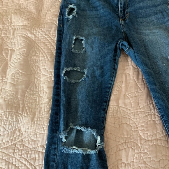 Ripped Skinny Jeans - Picture 3 of 4